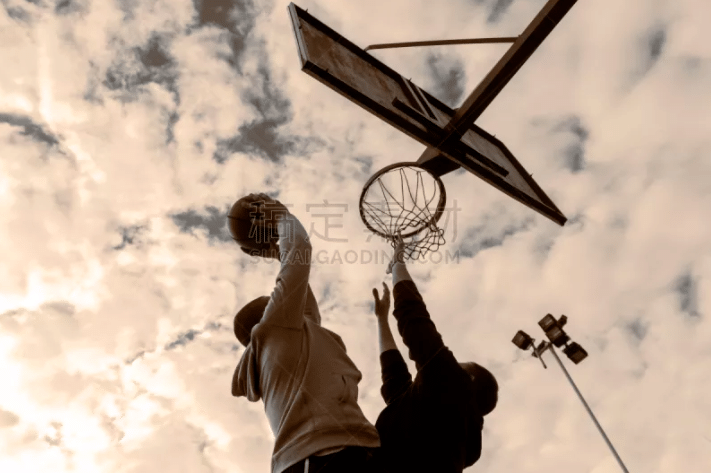 NBA伤病更新：杜兰特缺席关键比赛,